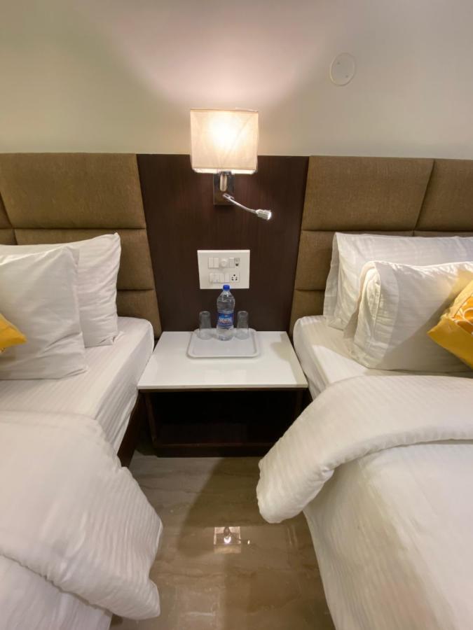 Le Shiv Executive Suite Theni Exteriör bild