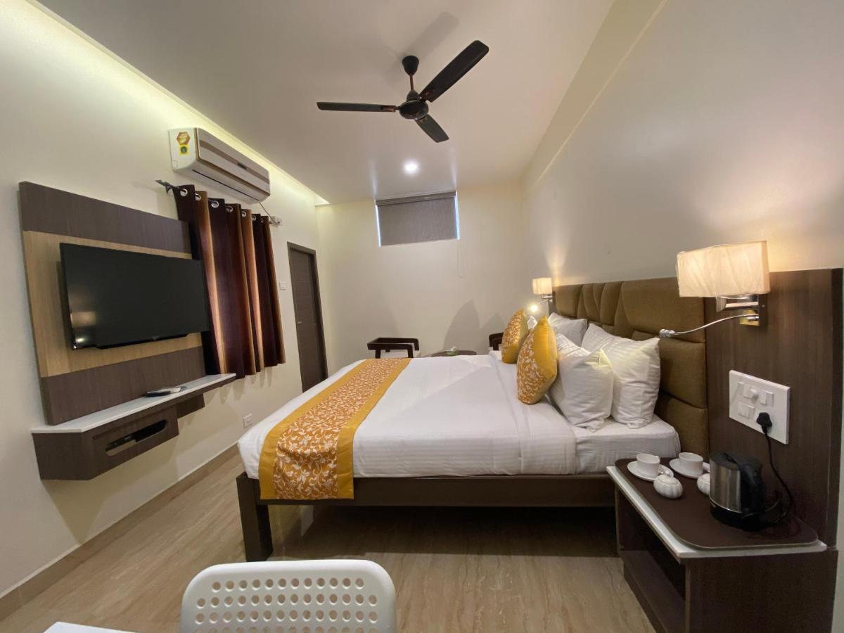 Le Shiv Executive Suite Theni Exteriör bild