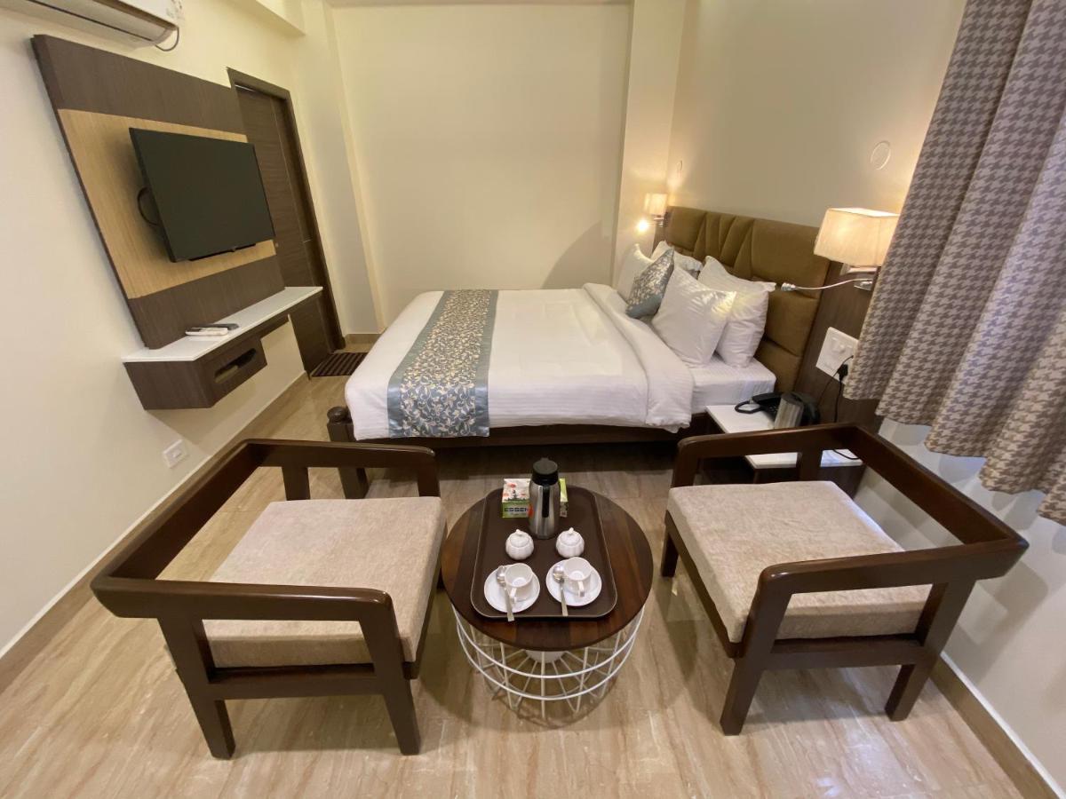 Le Shiv Executive Suite Theni Exteriör bild