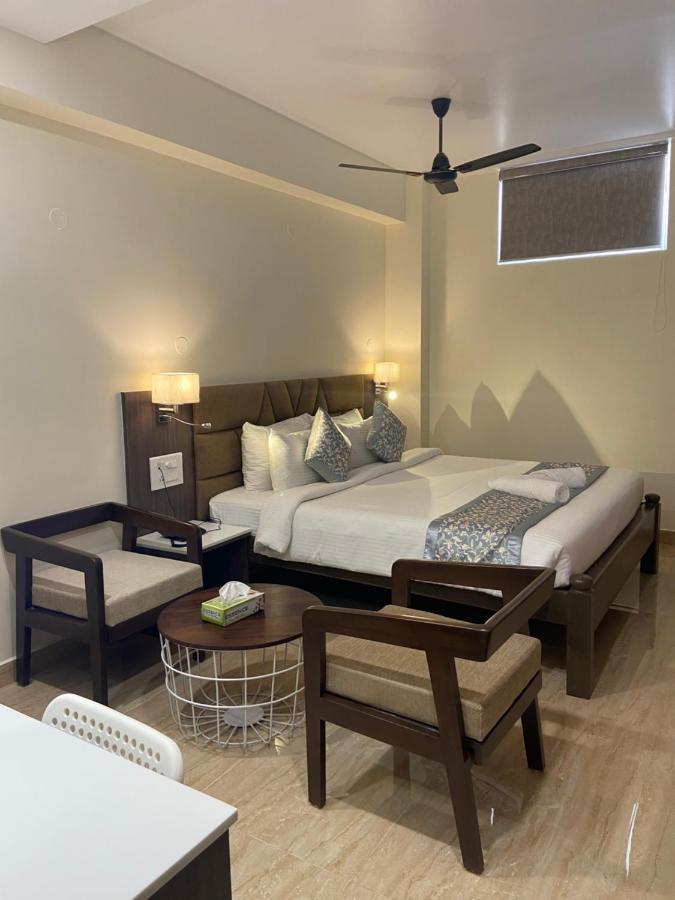 Le Shiv Executive Suite Theni Exteriör bild