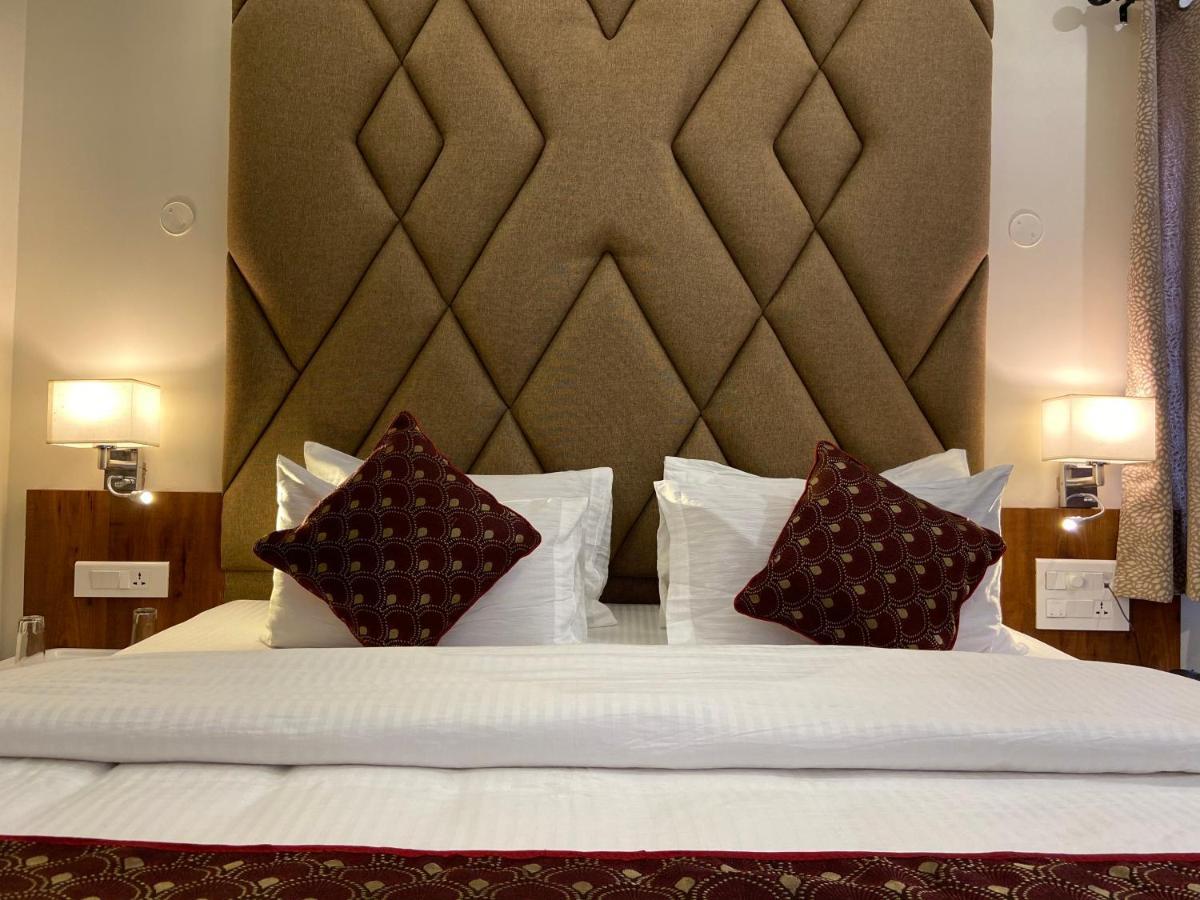 Le Shiv Executive Suite Theni Exteriör bild