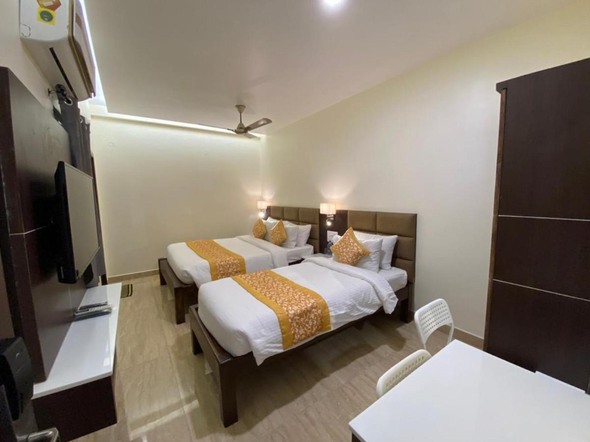 Le Shiv Executive Suite Theni Exteriör bild